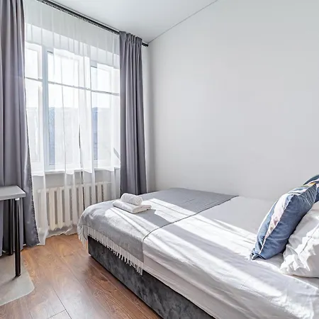 Apartment Uptown Nr 7 With Parking & Ac *