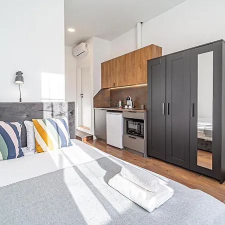 Uptown Nr 7 With Parking & Ac Apartment *